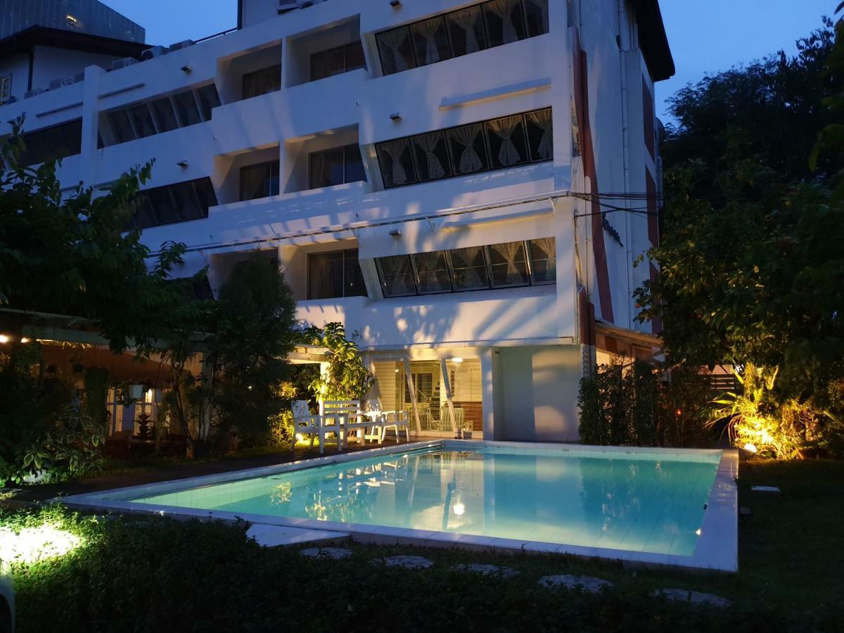 בנגקוק Vimala Suites מראה חיצוני תמונה